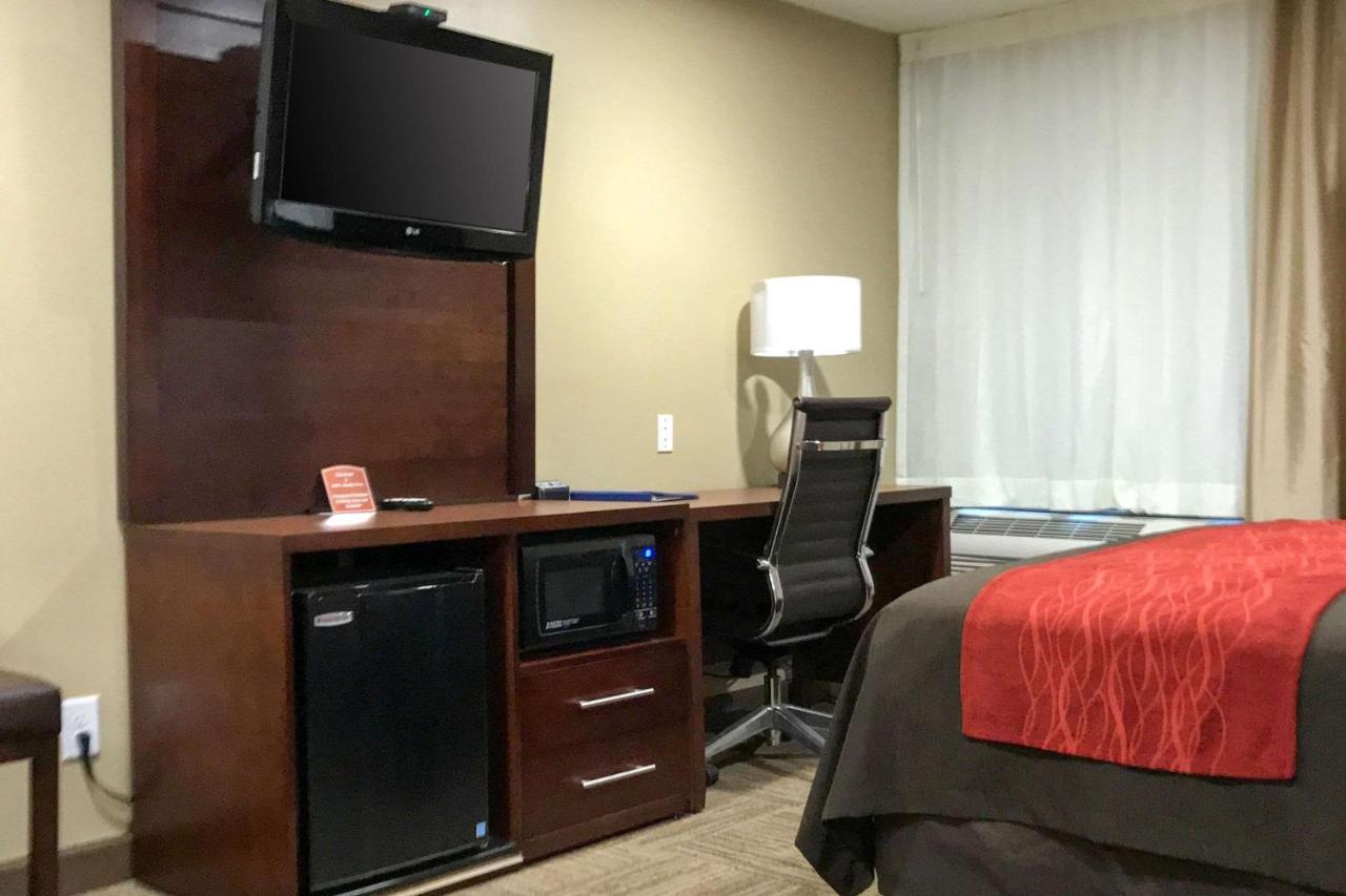 Giles Hotel Inn And Suites Pulaski Buitenkant foto