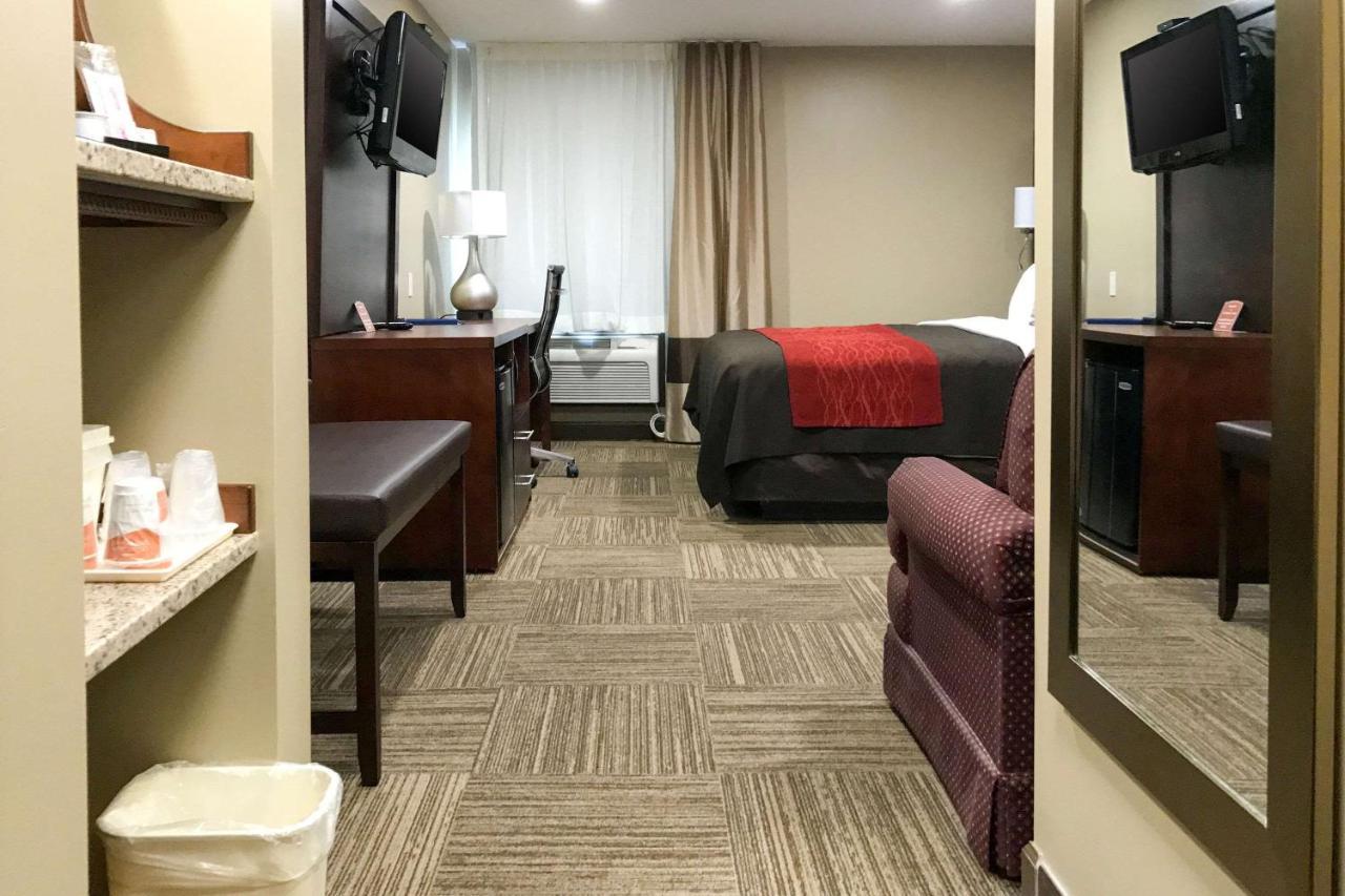 Giles Hotel Inn And Suites Pulaski Buitenkant foto