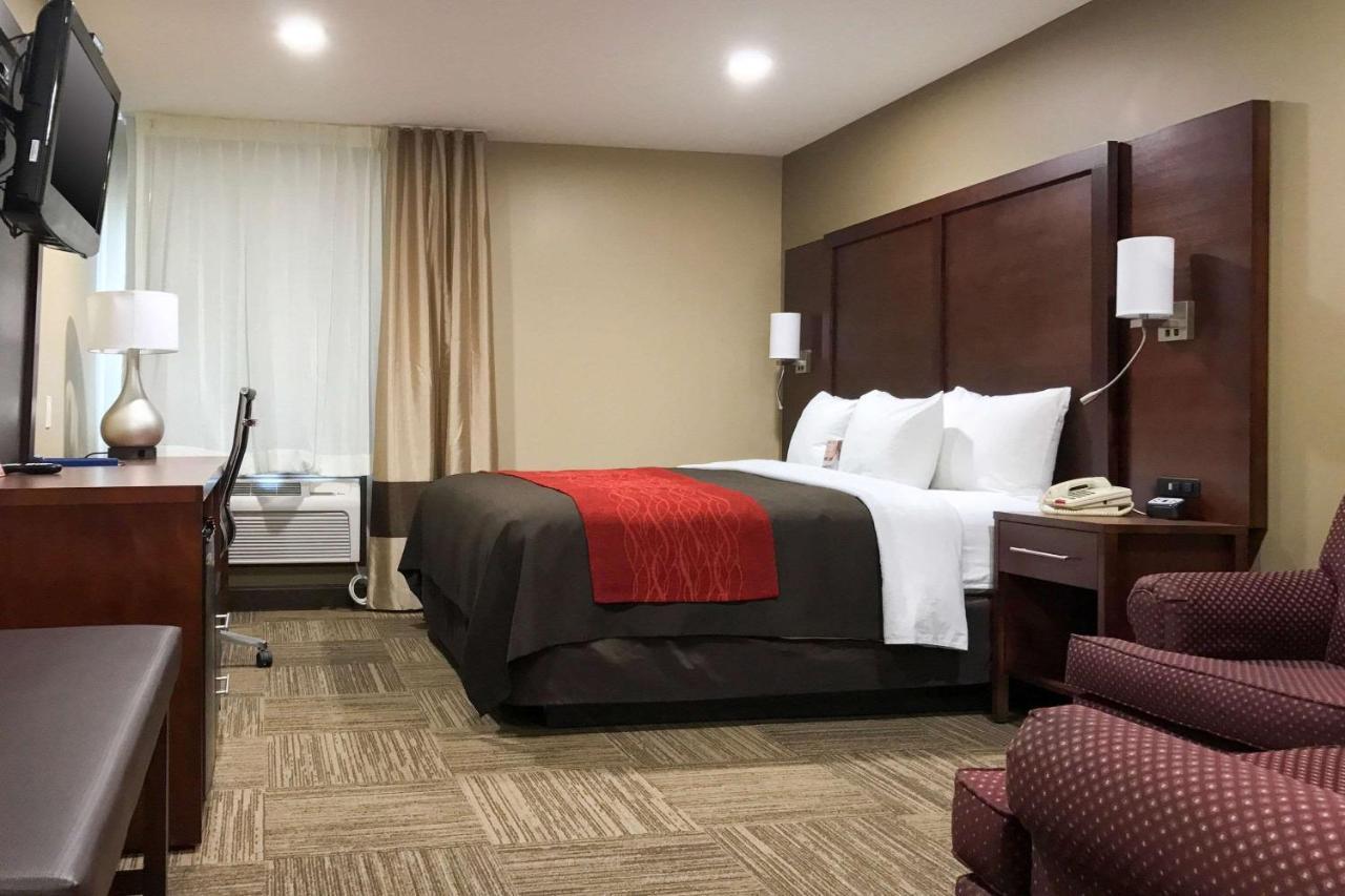 Giles Hotel Inn And Suites Pulaski Buitenkant foto