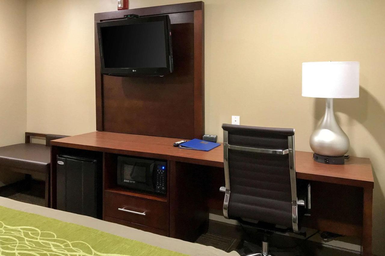 Giles Hotel Inn And Suites Pulaski Buitenkant foto
