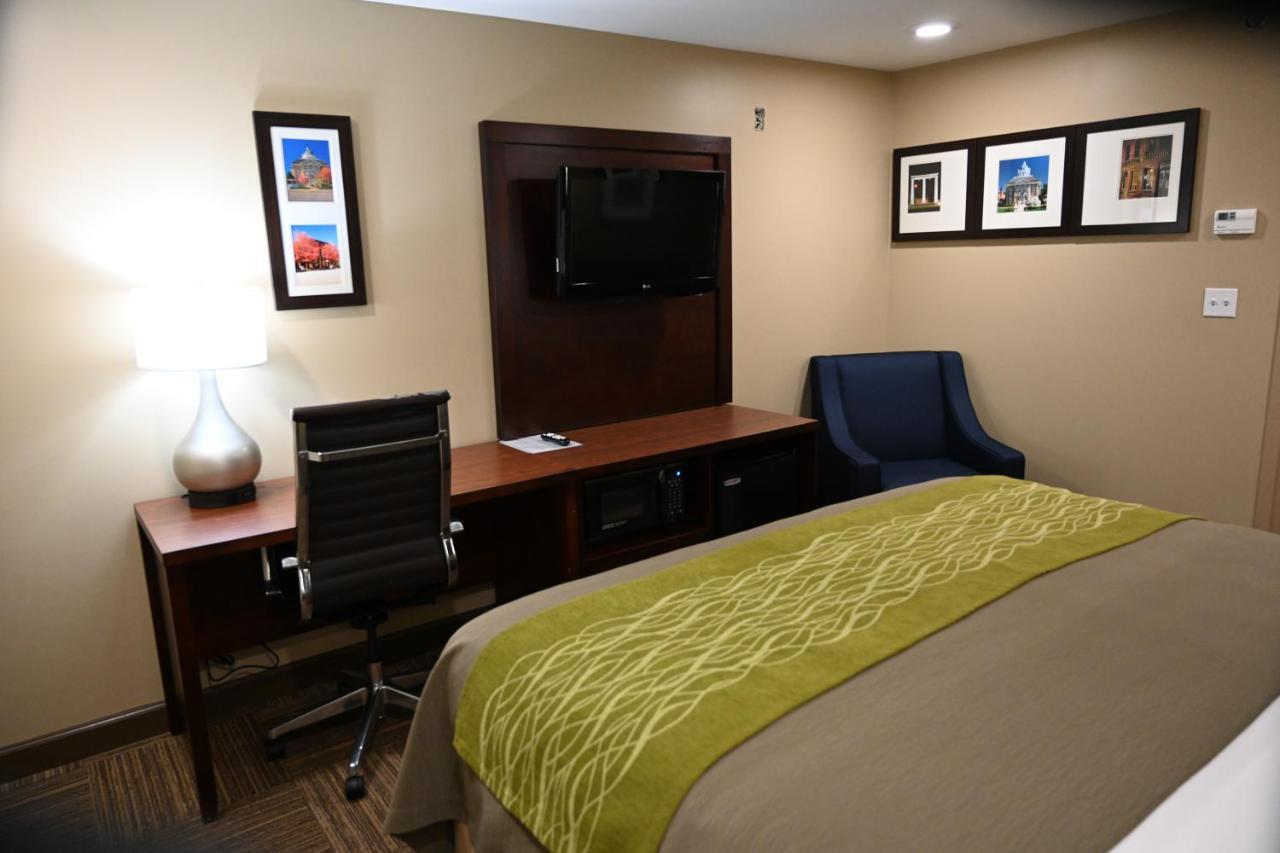 Giles Hotel Inn And Suites Pulaski Buitenkant foto