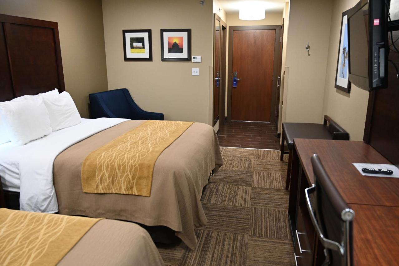 Giles Hotel Inn And Suites Pulaski Buitenkant foto