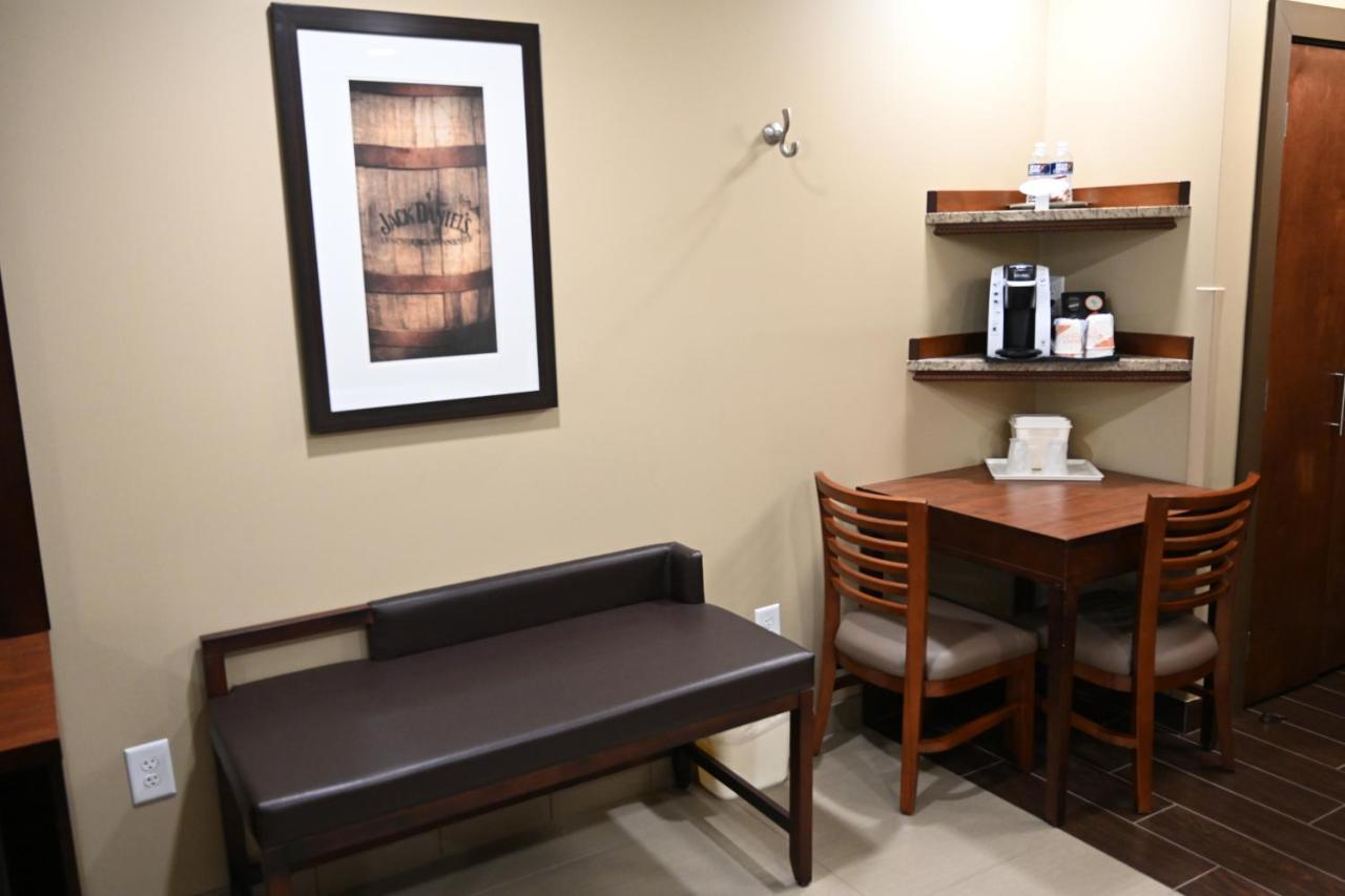Giles Hotel Inn And Suites Pulaski Buitenkant foto
