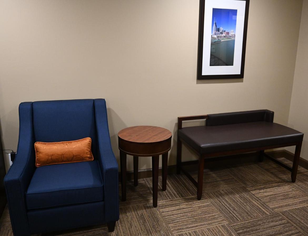 Giles Hotel Inn And Suites Pulaski Buitenkant foto