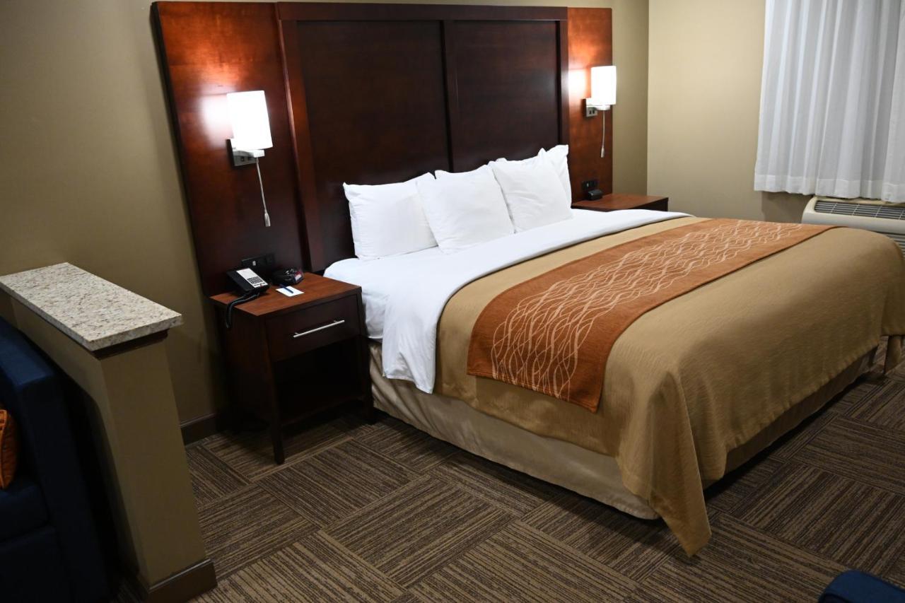 Giles Hotel Inn And Suites Pulaski Buitenkant foto