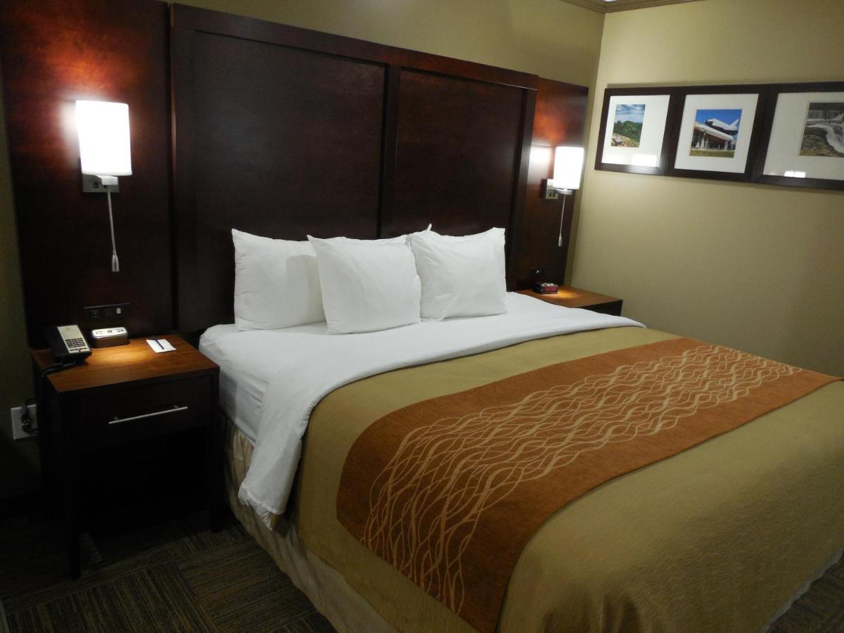 Giles Hotel Inn And Suites Pulaski Buitenkant foto