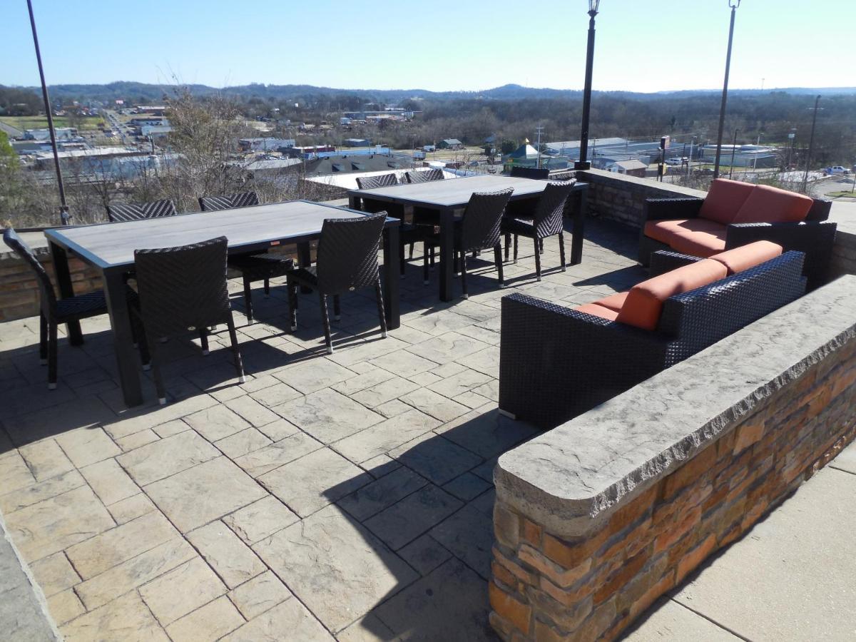 Giles Hotel Inn And Suites Pulaski Buitenkant foto