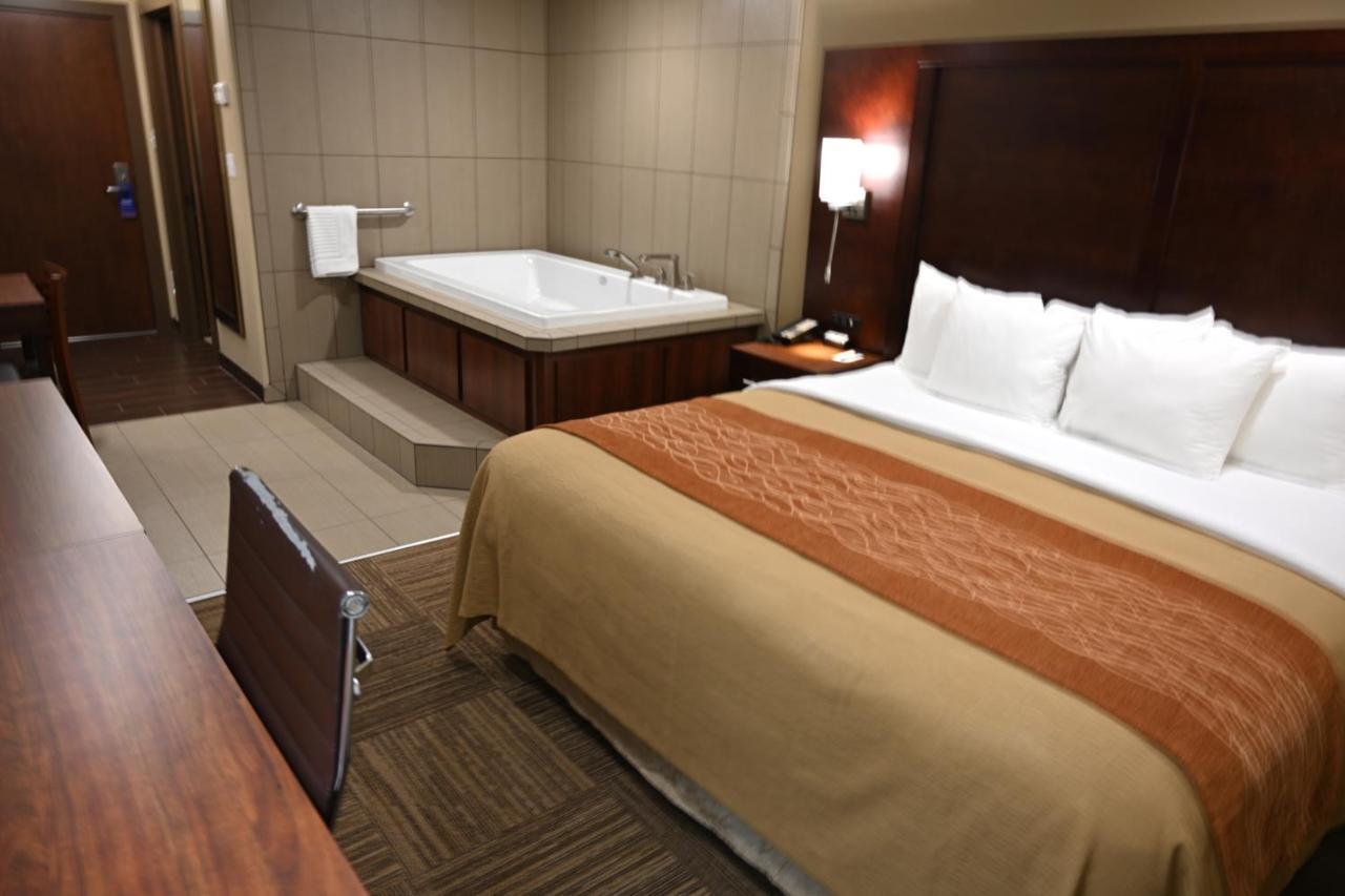Giles Hotel Inn And Suites Pulaski Buitenkant foto